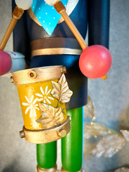 Snowflower Drummer Nutcracker